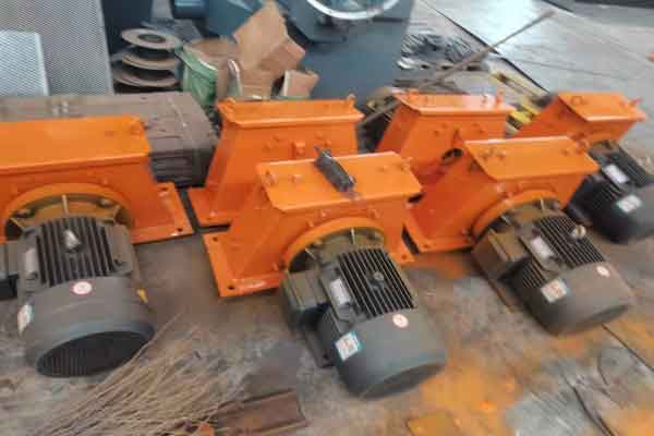 臨（lín）清吊鉤式拋丸機設備